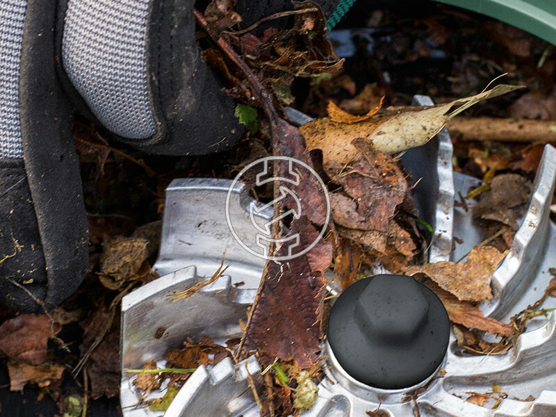 Bosch UniversalGardenTidy 2300 lombfújó-szívó