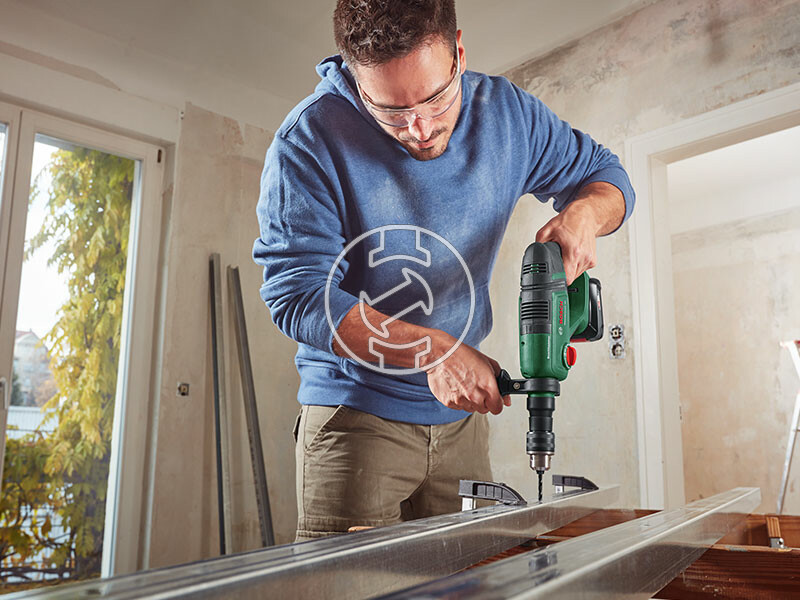 Bosch UniversalHammer 18V akkus fúrókalapács 2x2,5Ah