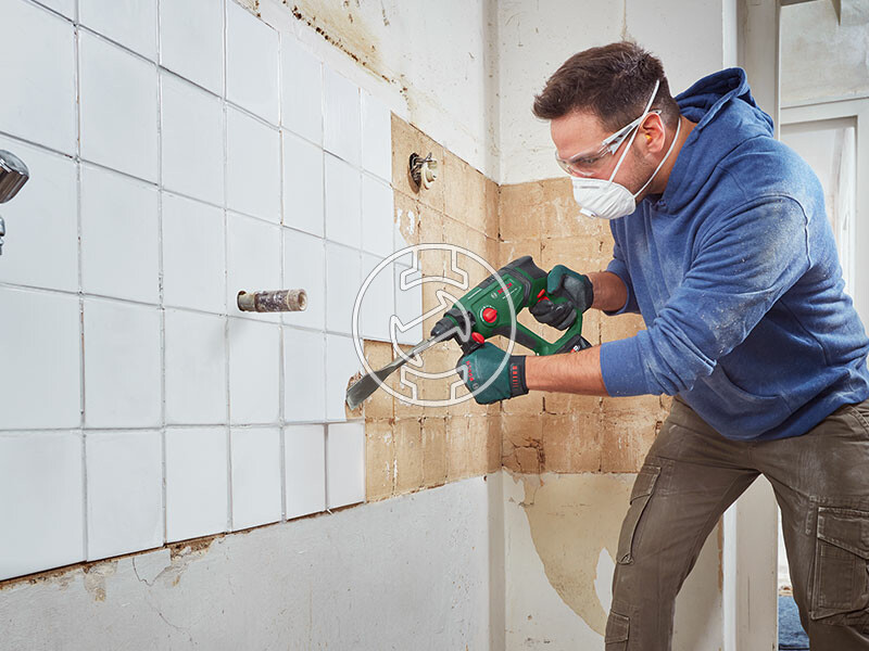 Bosch UniversalHammer 18V akkus fúrókalapács 2x2,5Ah