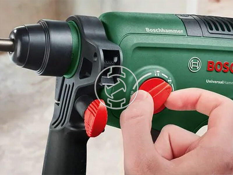 Bosch UniversalHammer akkus fúró-vésőkalapács 1 x PBA 18V 4.0Ah + AL 1830 CV