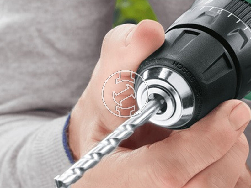 Bosch UniversalImpact 18V-EC akkus ütvefúró-csavarozó