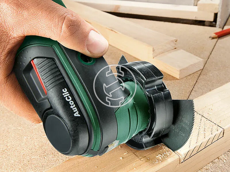 Bosch UniversalMulti 12 akkus multifunkciós gép rezgő 1 x PBA 12V 2.0Ah + GAL 12V-20