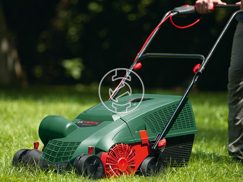 Bosch UniversalRake 900 elektromos gyepszellőztető