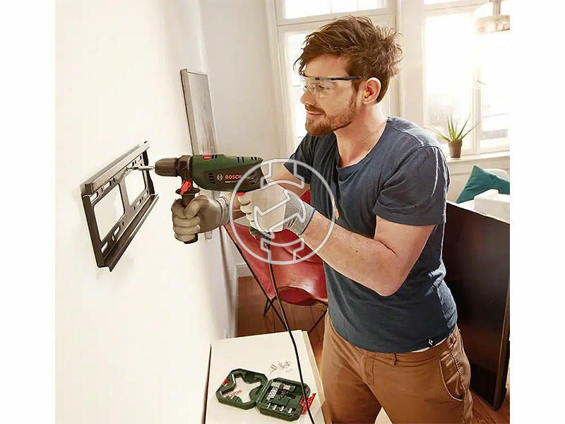 Bosch UnviersalImpact 730 elektromos ütvefúró 730 W