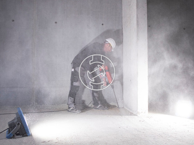 Brennenstuhl BS 8050 MH akkus és hálózati térmegvilágító lámpa