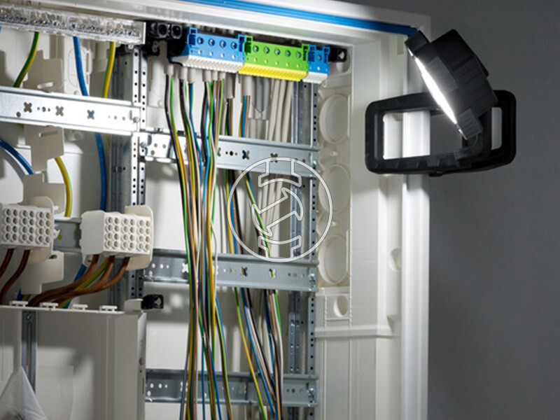 Brennenstuhl CL 1050 MA akkus szerelőlámpa