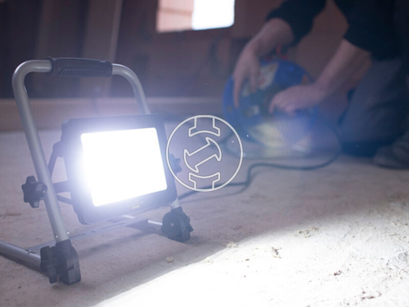 Brennenstuhl EL 4050 M hordozható hálózati led reflektor