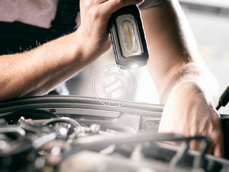 Brennenstuhl HL 700 A beépített akkumulátoros szerelőlámpa