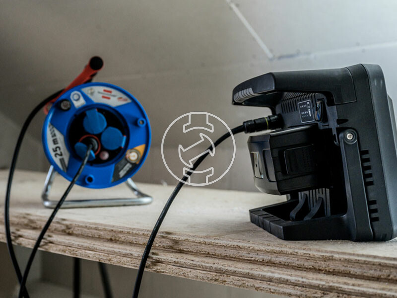 Brennenstuhl MULTI 10050 MH Hybrid hordozható akkus LED reflektor