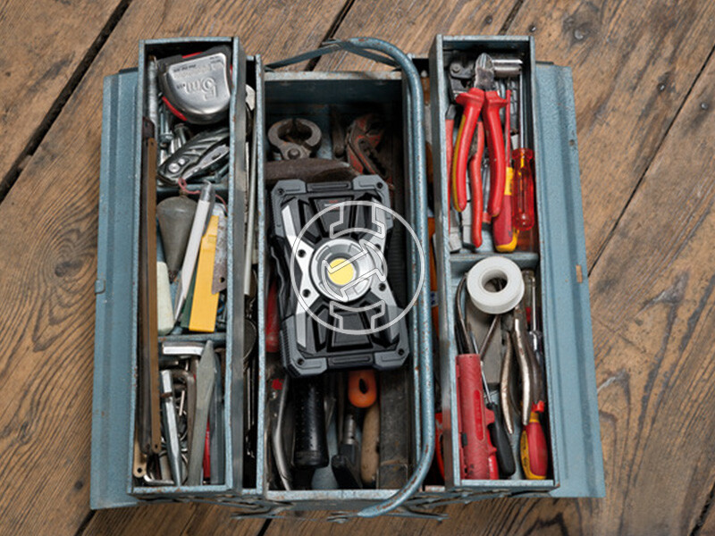 Brennenstuhl RUFUS 1500lm akkus szerelőlámpa