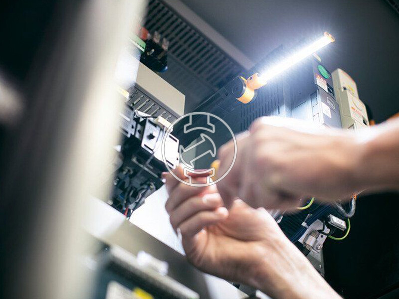 Brennenstuhl SANSA 400 A beépített akkumulátoros szerelőlámpa