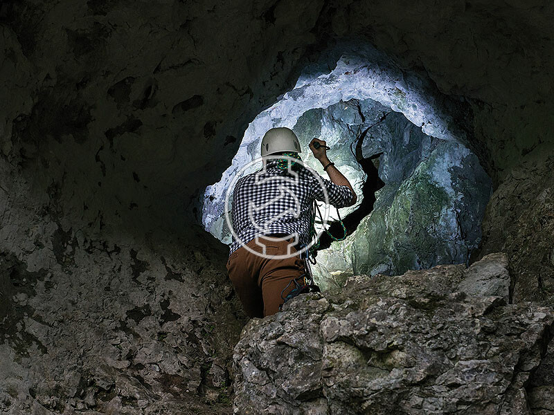 Brennenstuhl TL 410 A akkus zseblámpa 400 lm