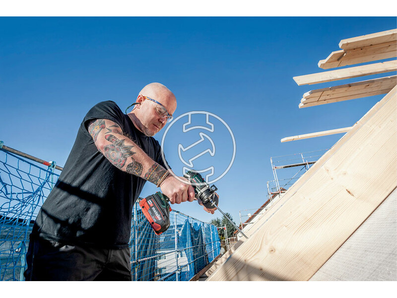 602359850 bs_18_ltx_bl_q_i_602359850_akkus_furocsavarozok_3