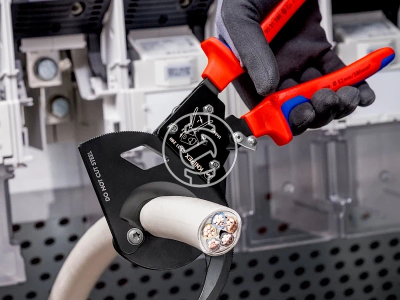 Kép: CABLE CUTTERS.webp