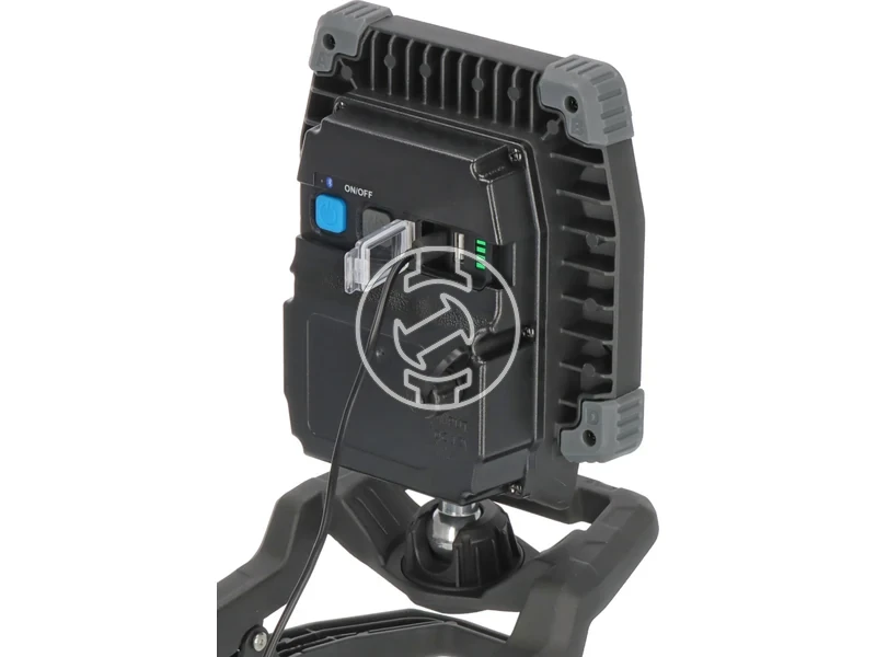 Kép: CL 5050 MBAH akkuhalozati csiptetheto munkalampa 6800 lm.webp