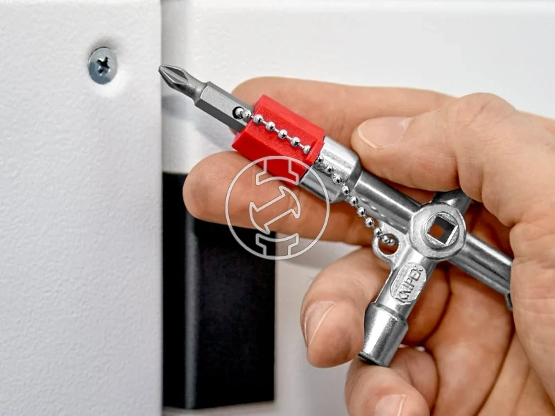 Kép: Control Cabinet Key.webp