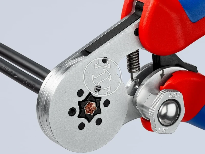 Kép: CRIMP PLIERS F. CABLE LINKS.webp