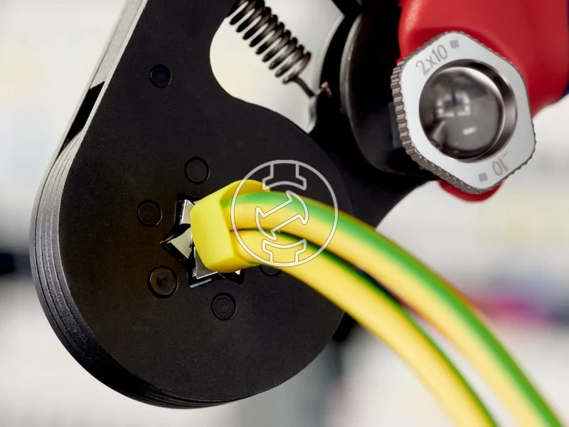 Kép: CRIMP PLIERS F. CABLE LINKS.webp