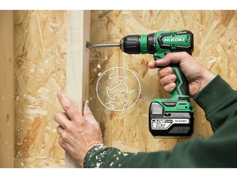 Kép: Cserelheto fejes furo-csavarozo 2x20Ah akku tolto 2655Nm 13kg tokmany3 fej.webp