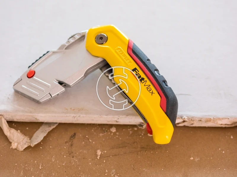 Kép: CSUKHATO VISSZATOLHATO PENGES KES.webp