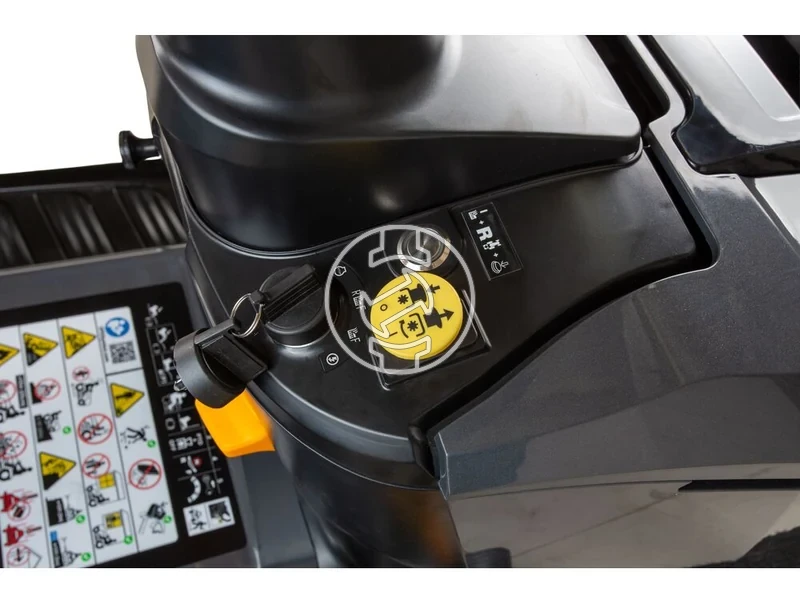 Kép: Cub Cadet LT2 R92 benzinmotoros funyiro traktor_11.webp