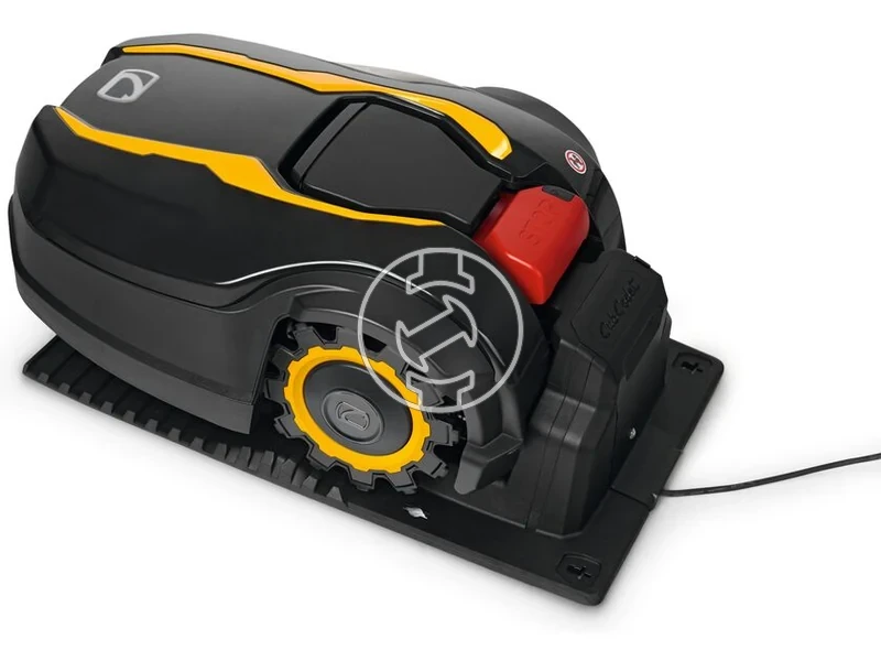 Kép: Cub Cadet XR5 2000 robotfunyiro_1.webp