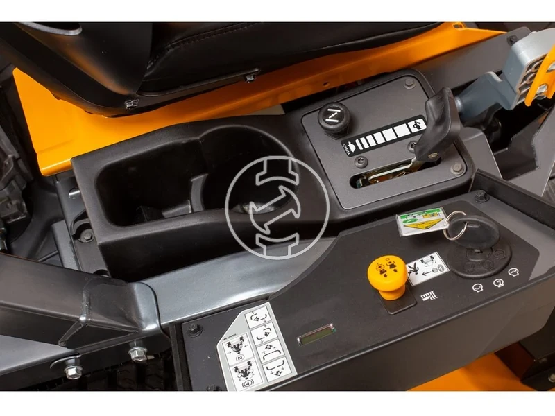 Kép: Cub Cadet ZT3 137 benzinmotoros funyiro traktor 137 cm_13.webp