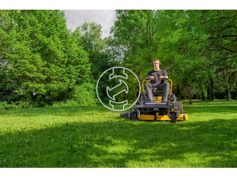 Kép: Cub Cadet ZT3 137 benzinmotoros funyiro traktor 137 cm_16.webp