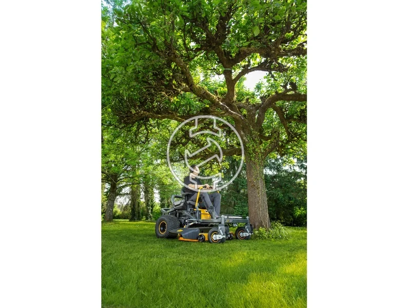 Kép: Cub Cadet ZT3 137 benzinmotoros funyiro traktor 137 cm_19.webp