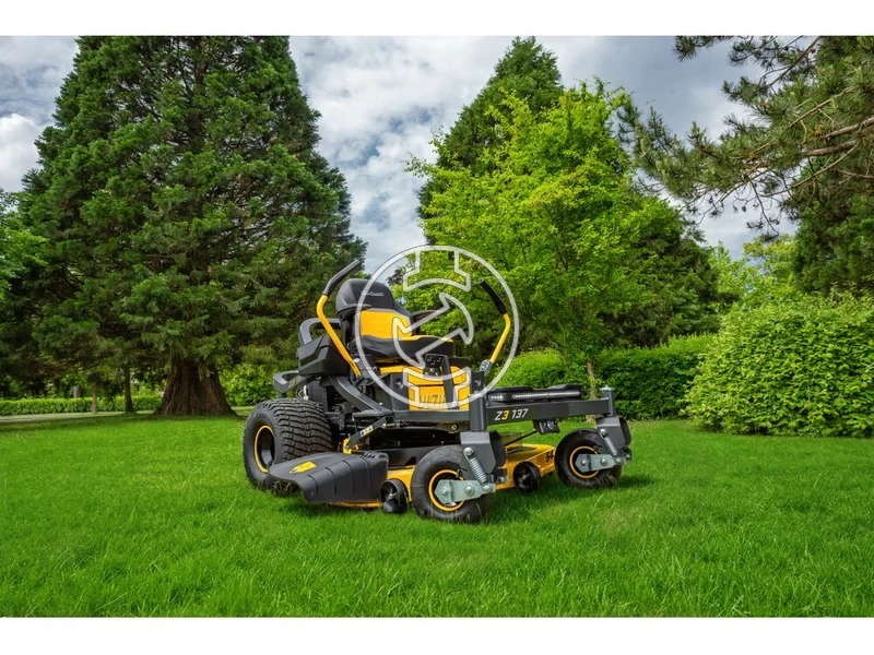 Kép: Cub Cadet ZT3 137 benzinmotoros funyiro traktor 137 cm_28.webp
