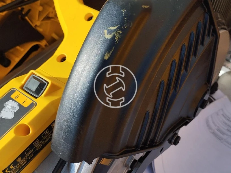 DeWalt D27107XPS-QS kombinált gérvágó 305 x 30 mm | Vágási mélység: 68 mm | 2000 W