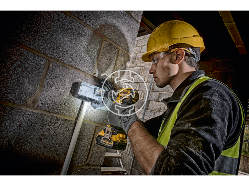 DCD796P2T dcd796p2t_18v_os_akkus_kefementes_utvefuro_csavarozogep_tstak_1