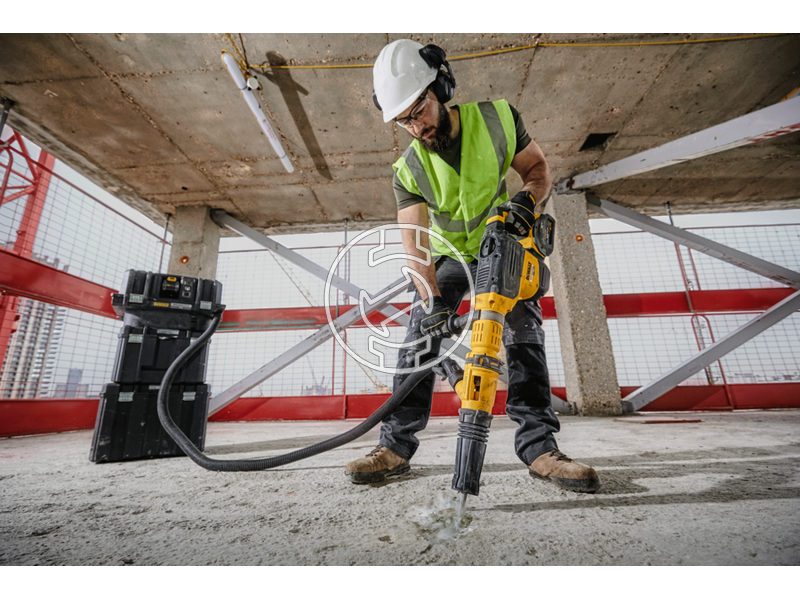 DCH773Y2 dch773y2_54v_os_akkus_kefementes_sds_max_furoveso_kalapacs_2_x_12ah_2