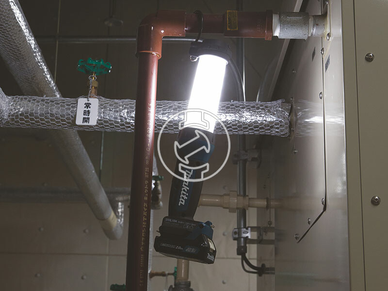 Makita DEAML104 akkus szerelőlámpa