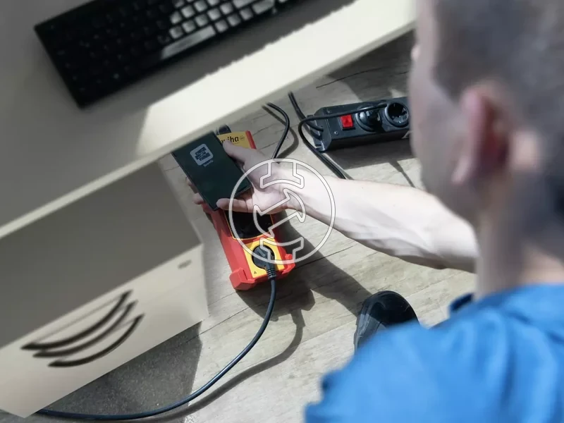 Kép: Device tester set PAT one with tools and accessories EU in a case.webp