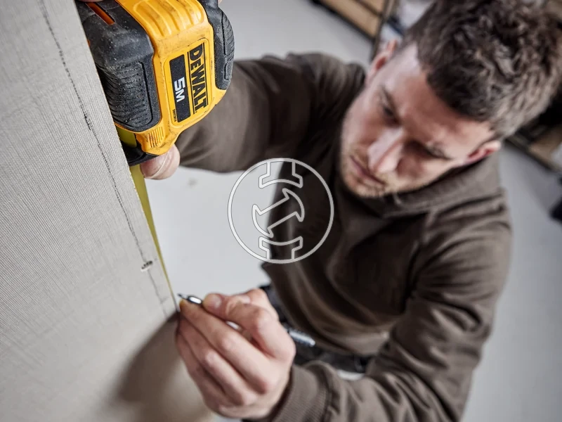 Kép: DEWALT COMPACT 5M X 28MM MEROSZALAG.webp