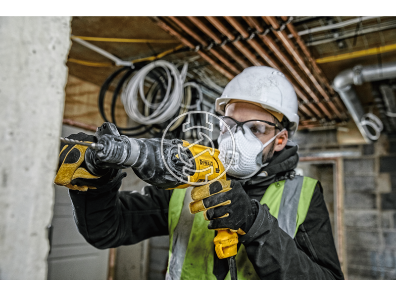 D25033K dewalt_d25033k_22mm_3_mode_hammer_1