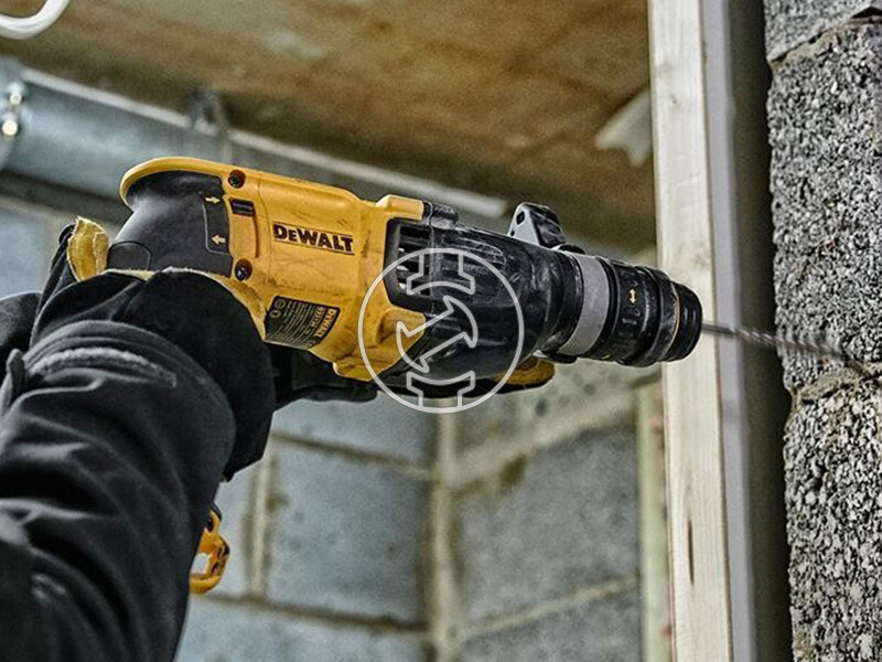 DeWalt D25135K-QS elektromos fúrókalapács
