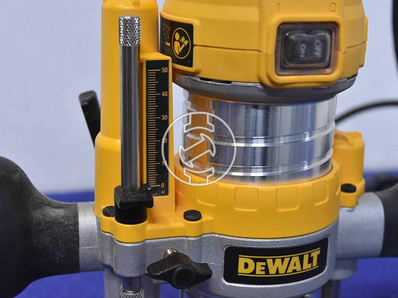 DeWalt D26204K-QS felsőmaró
