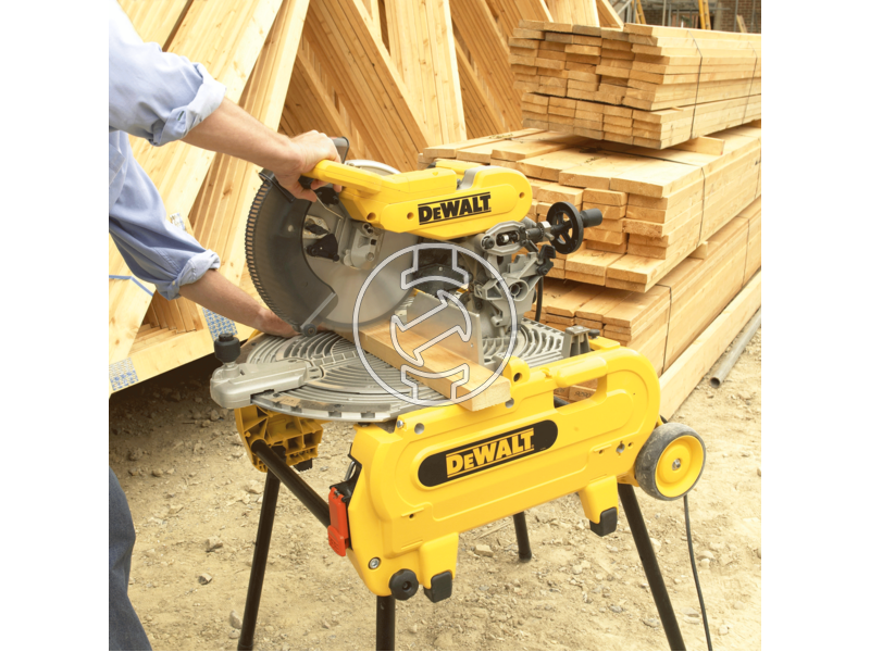 D27107 dewalt_d27107_kombinaltfuresz_atfordithato_305mm_2_8