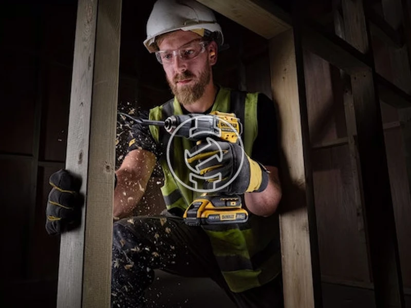 DeWalt DCD100YNT akkus ütvefúró-csavarozó