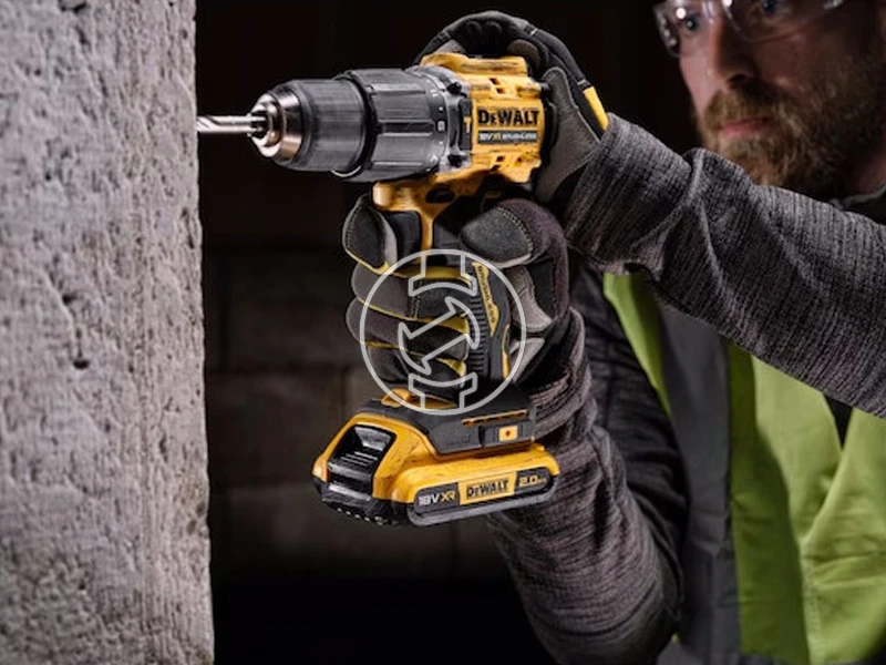 DeWalt DCD100YNT akkus ütvefúró-csavarozó