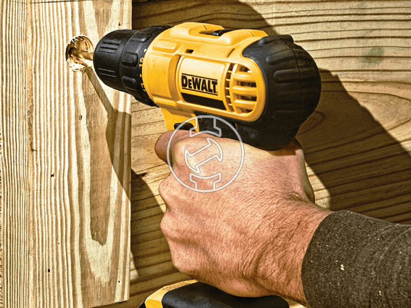 DeWalt DCD777S2K-QW akkus fúrócsavarozó tokmányos