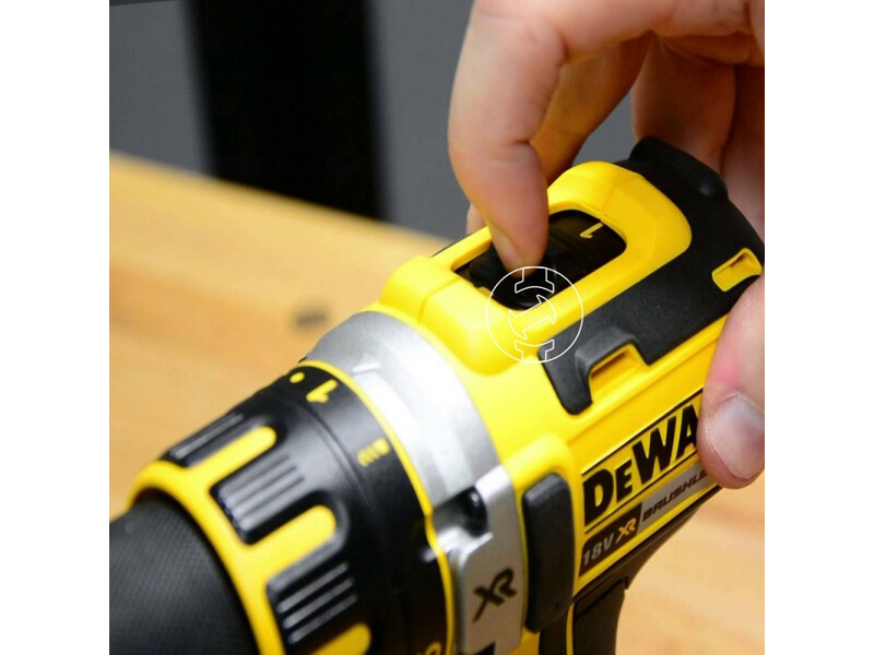 DeWalt DCD795D2-QW