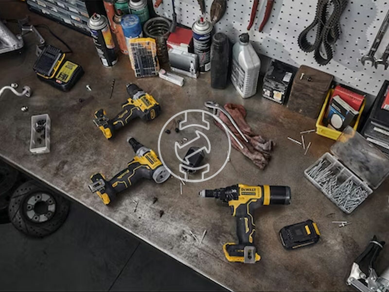 DeWalt DCF403E1GT-QW akkus popszegecselő + 1 x 1,7 Ah + DCB1102 + TSTAK 18 V XR