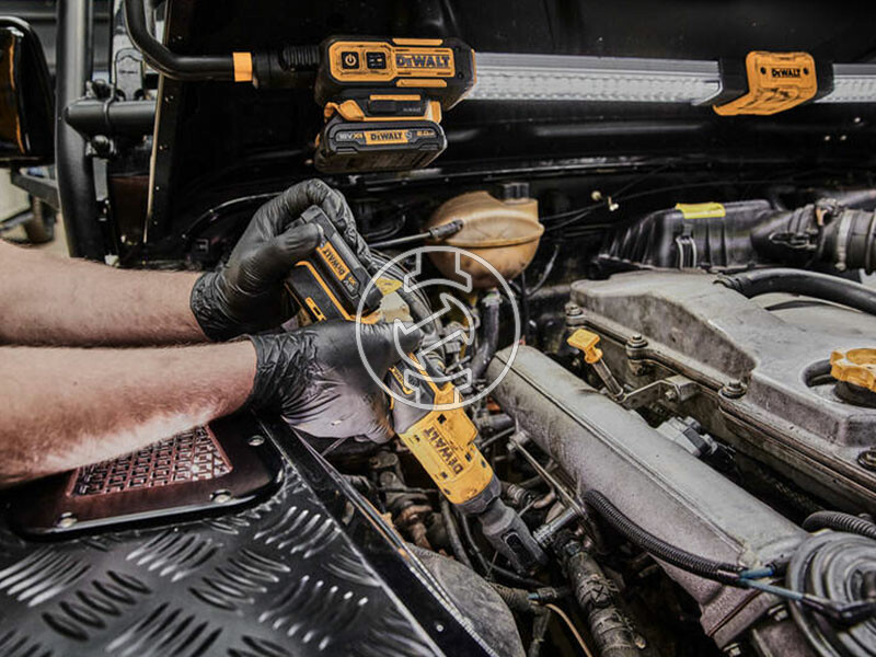 DeWalt DCF503L1G-QW akkus racsnis csavarkulcs kartondobozban