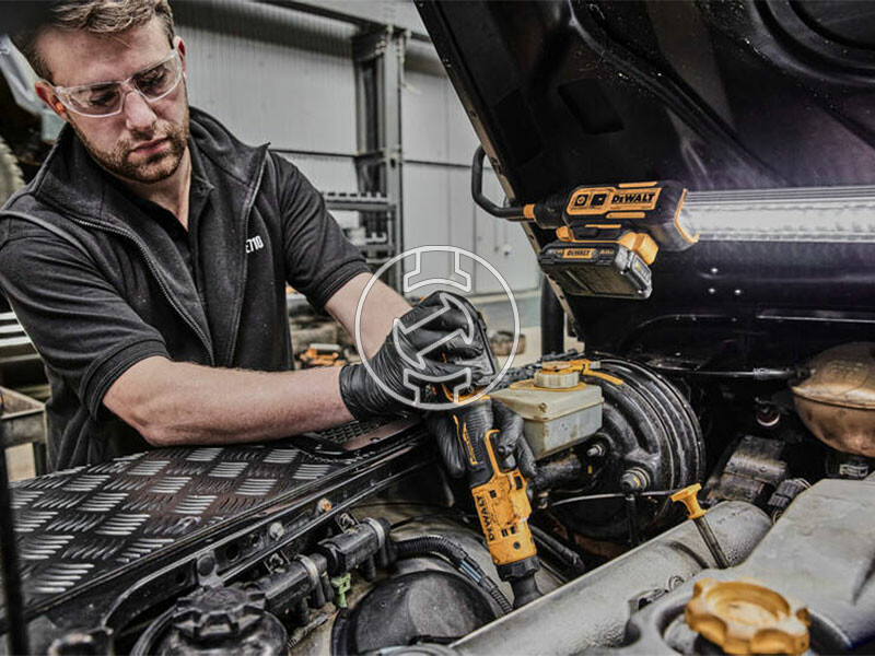 DeWalt DCF504L1G-QW akkus racsnis csavarkulcs kartondobozban