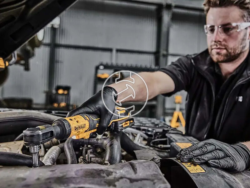 DeWalt DCF512N-XJ akkus racsnis csavarkulcs (akku és töltő nélkül)