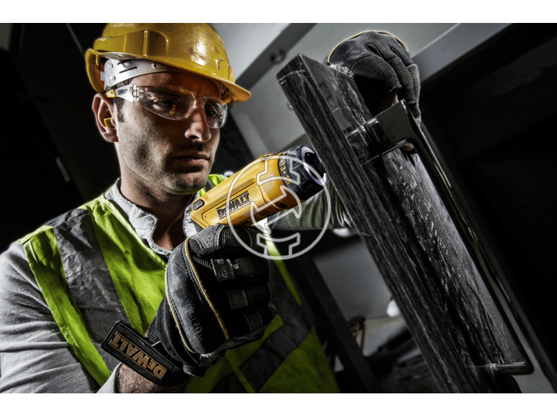 DCF680G2F dewalt_dcf680g2f_72v_motion_activated_sd_torch_kit_2