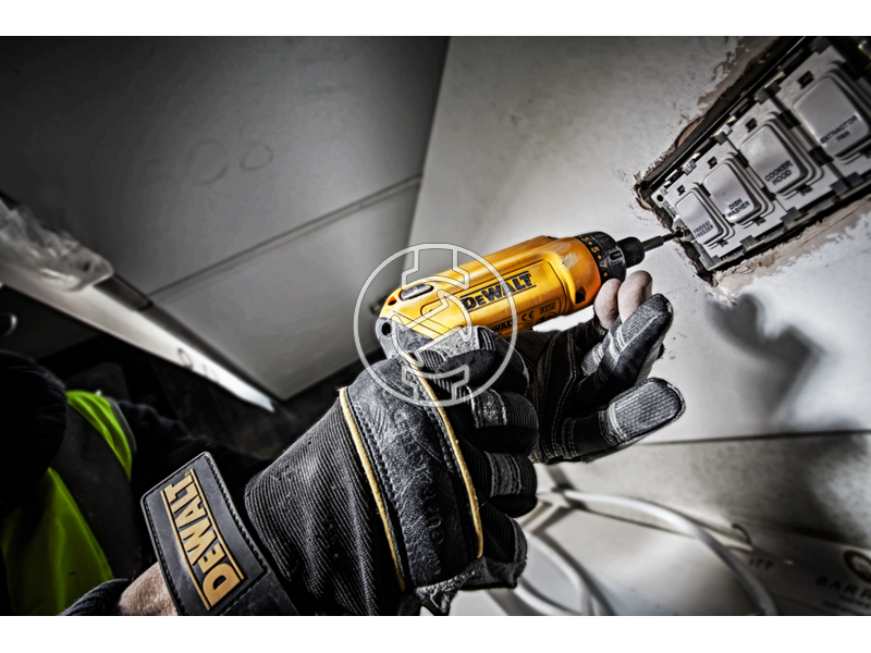 DCF680G2F dewalt_dcf680g2f_72v_motion_activated_sd_torch_kit_4